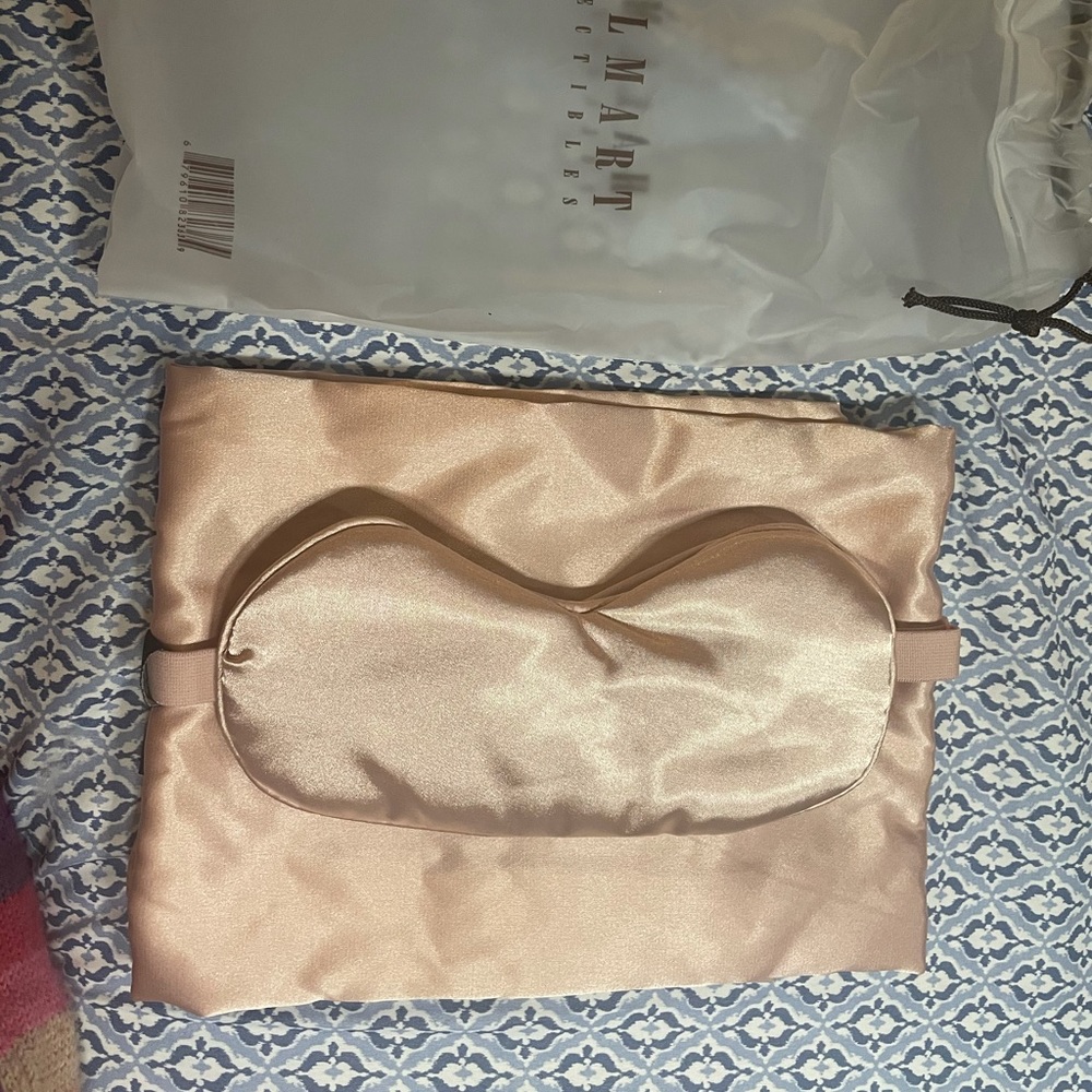 ⭐️5 for $25⭐️ Satin Eye Mask and Pillow Case